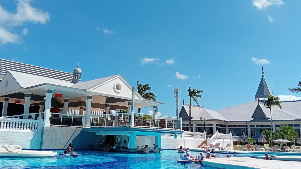 The Story Behind Jamaica’s Floating Exchange Rate